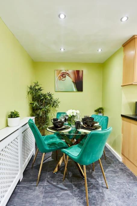 *Little Haven In Leeds* ¤Private Parking¤ Ensuite Leeds  Luaran gambar